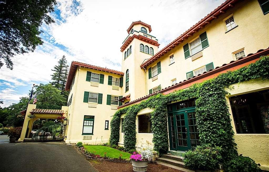Columbia Gorge Hotel & Spa Гуд-Рівер Екстер'єр фото