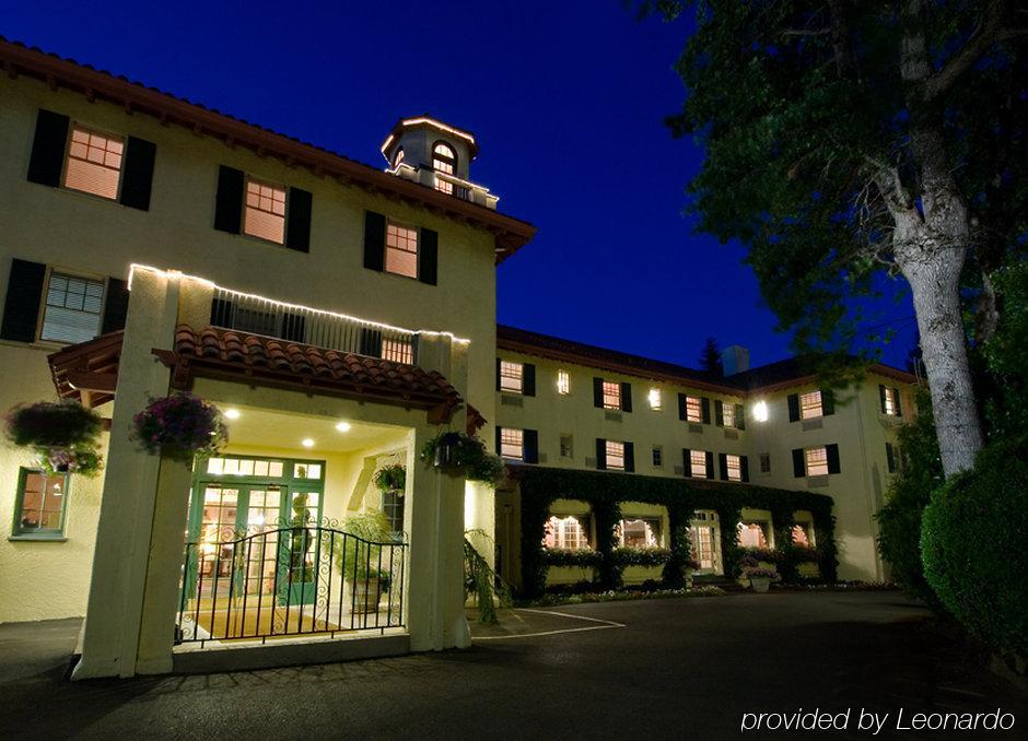 Columbia Gorge Hotel & Spa Гуд-Рівер Екстер'єр фото